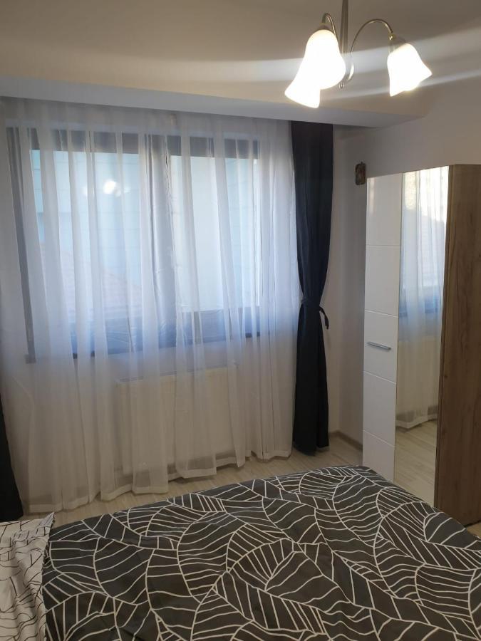 Topaz Central Apartment Bacău Buitenkant foto